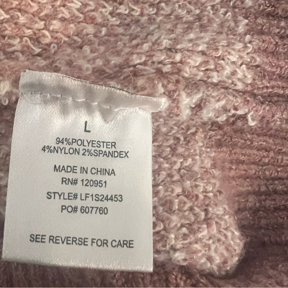 Olive & Oak Checkered Turtleneck Sweater Size Large Pink Women’s Soft plaid - Picture 6 of 7